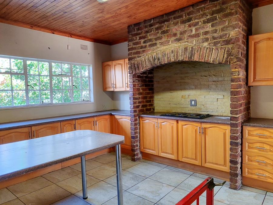4 Bedroom Property for Sale in Flamwood North West